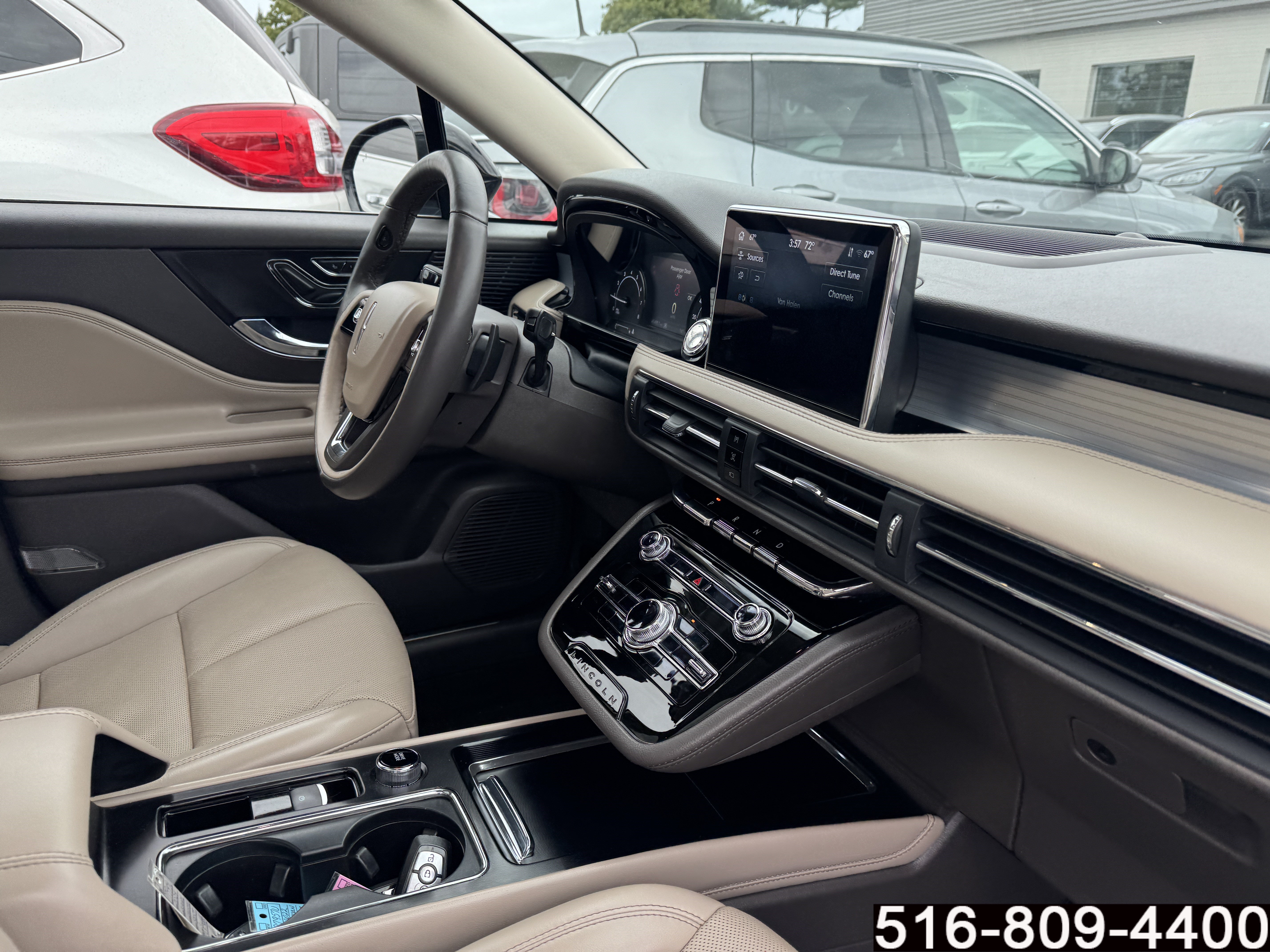 Used 2022 Lincoln Corsair AWD w/ Premium Package image 28