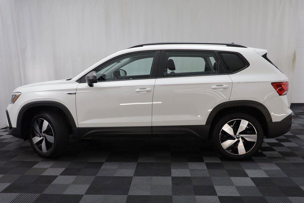 Certified 2024 Volkswagen Taos S image 4