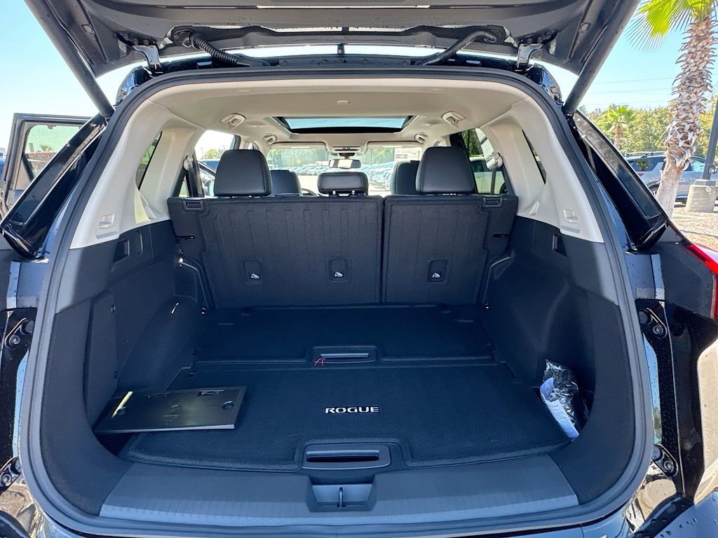 New 2026 Nissan Rogue Platinum image 27