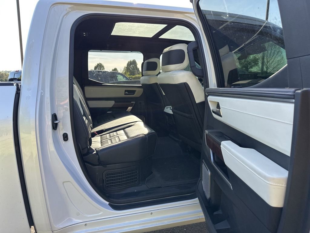 Used 2022 Toyota Tundra Capstone AWD/4WD image 33