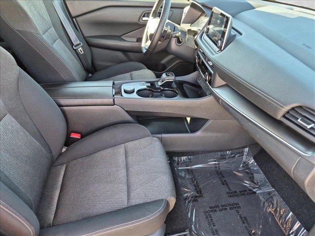 Used 2026 Nissan Rogue SV AWD/4WD image 20