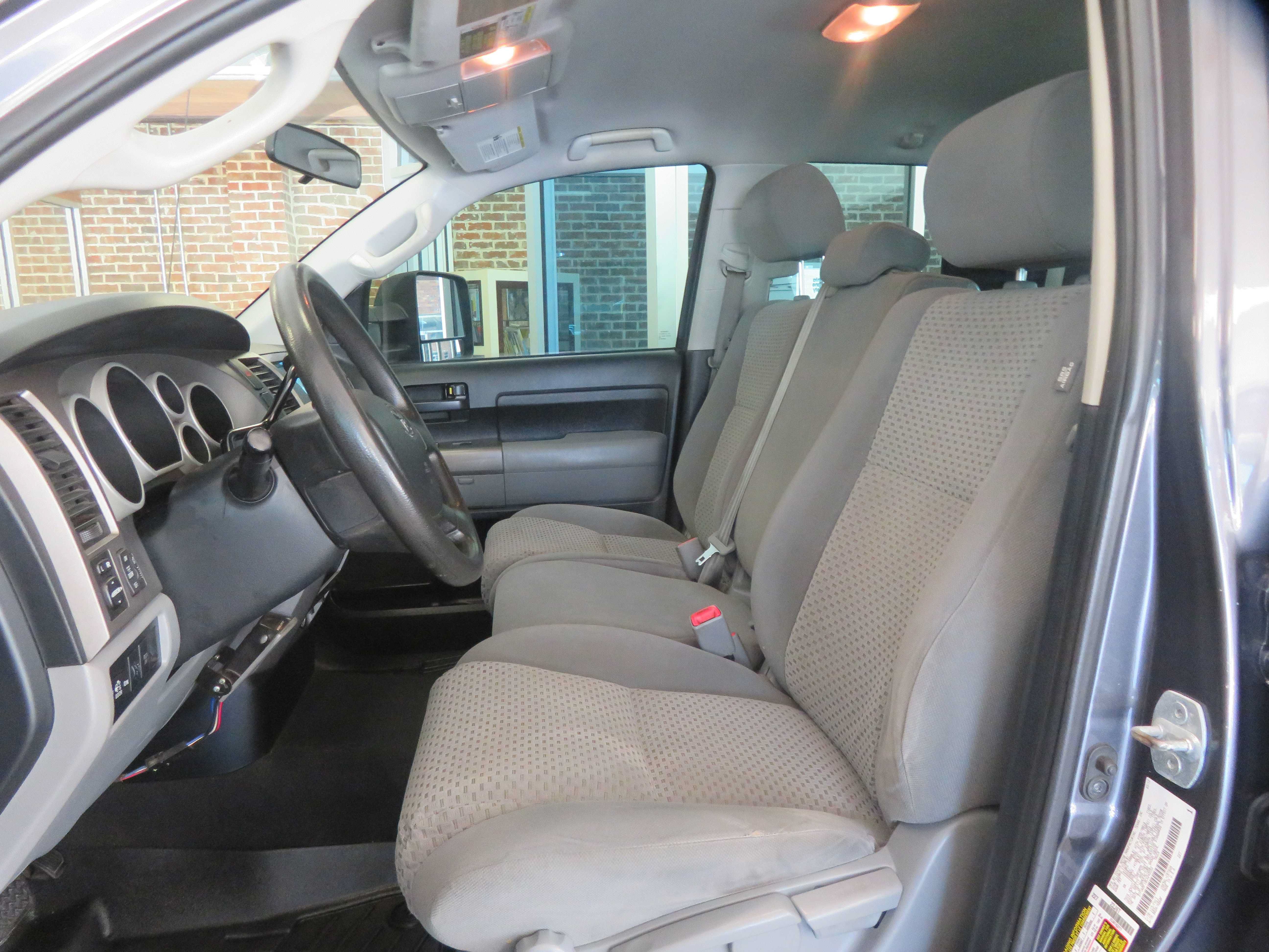 Used 2012 Toyota Tundra 4x4 Double Cab w/ Tow Pkg image 13