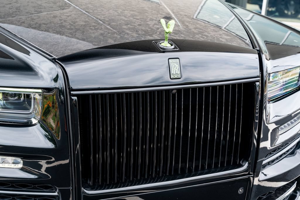 Used 2023 Rolls-Royce Phantom Sedan w/ The Phantom Package RWD image 6