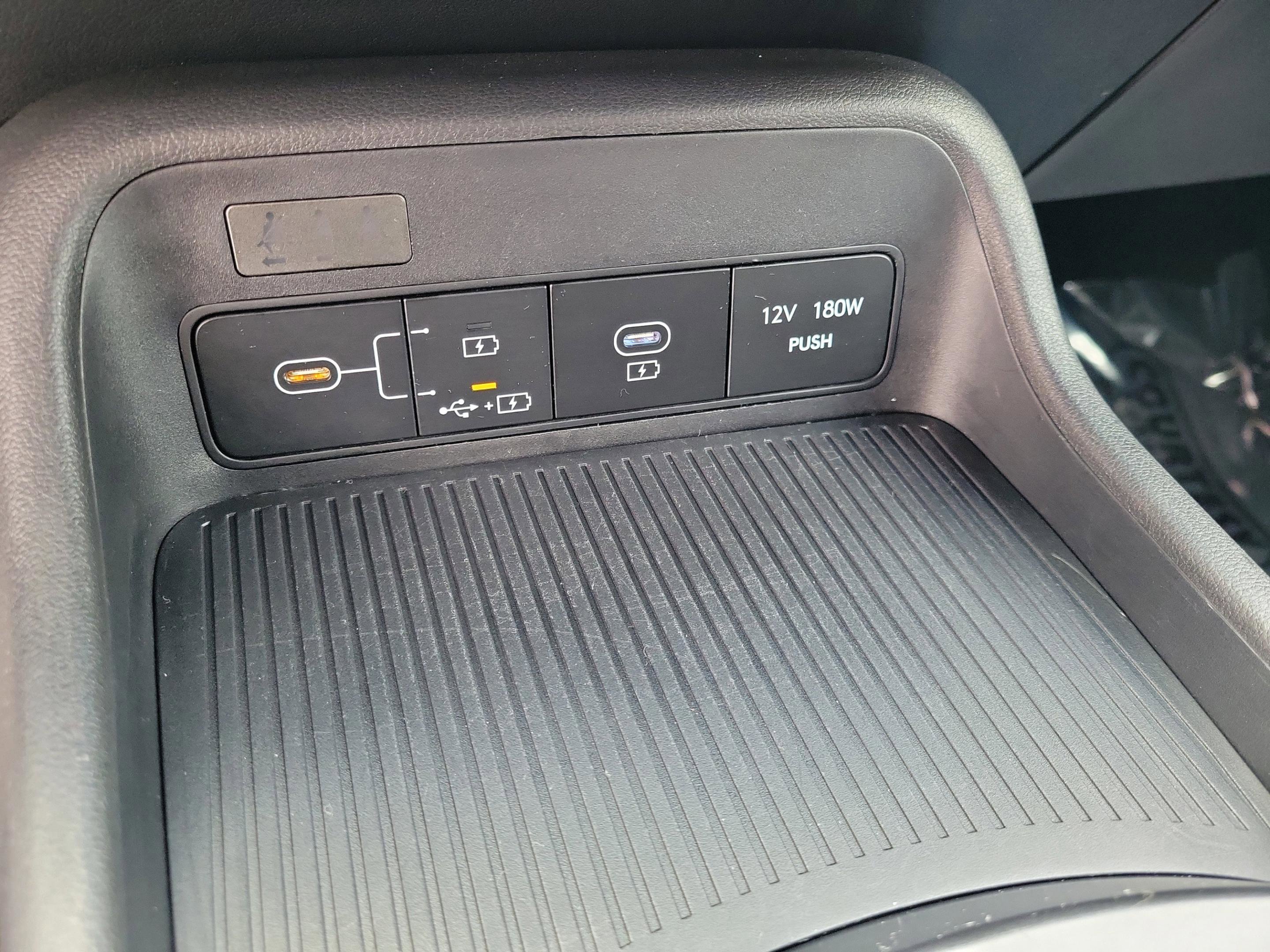 Used 2024 Hyundai Kona SEL image 24