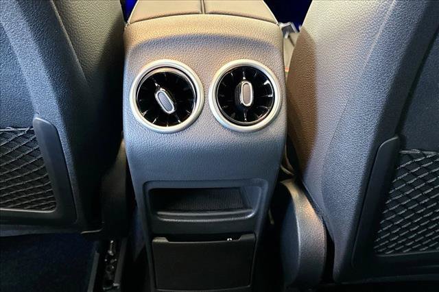 New 2026 Mercedes-Benz GLB 250 image 23