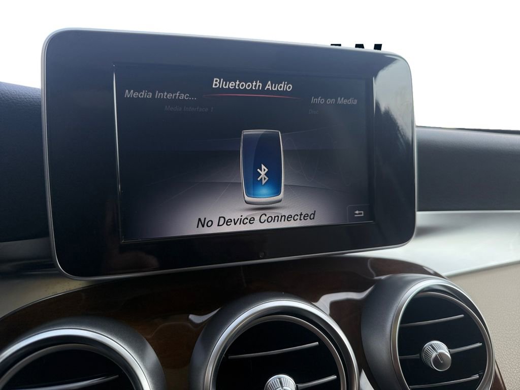 Used 2018 Mercedes-Benz GLC 300 4MATIC image 20