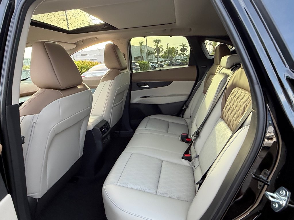 New 2026 Nissan Murano Platinum w/ Cargo Package AWD/4WD image 12