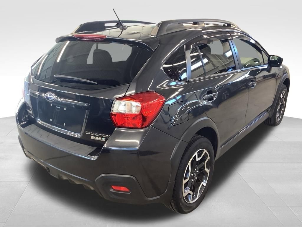 Used 2016 Subaru Crosstrek 2.0i Premium w/ Moonroof Package AWD/4WD image 6
