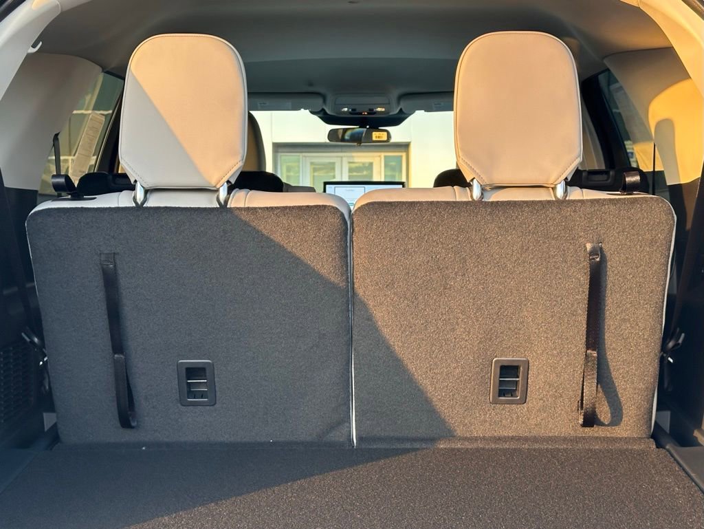 New 2026 Ford Explorer Active image 47