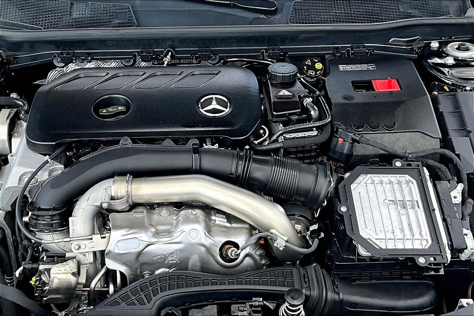 Used 2025 Mercedes-Benz CLA 250 image 9
