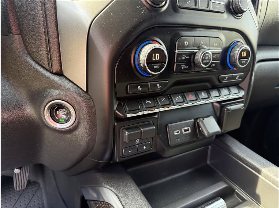 Used 2019 Chevrolet Silverado 1500 LT Trail Boss AWD/4WD image 37