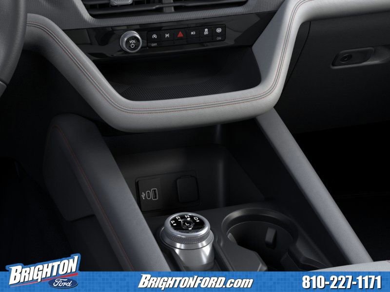 Used 2026 Ford Explorer Active AWD/4WD image 13