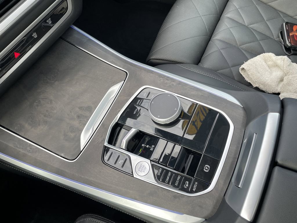 Used 2024 BMW X5 xDrive40i w/ Premium Package image 34