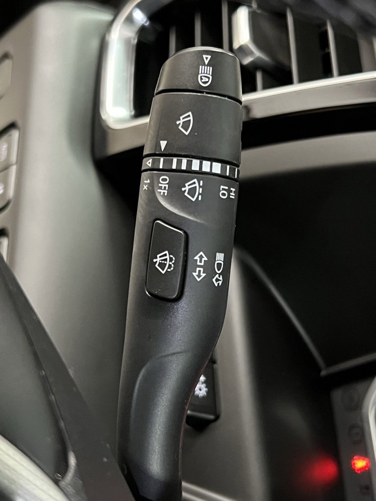 Used 2024 GMC Sierra 3500 Denali w/ Denali Reserve Package image 37