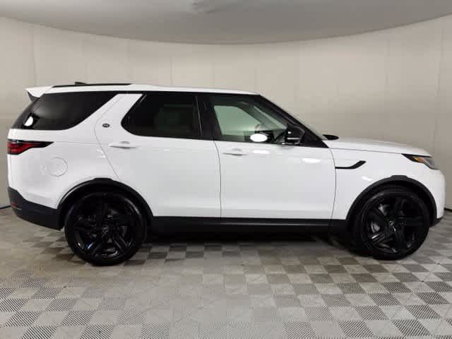 New 2026 Land Rover Discovery S AWD/4WD image 9