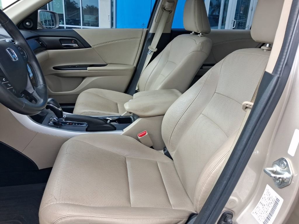 Used 2013 Honda Accord EX-L image 17