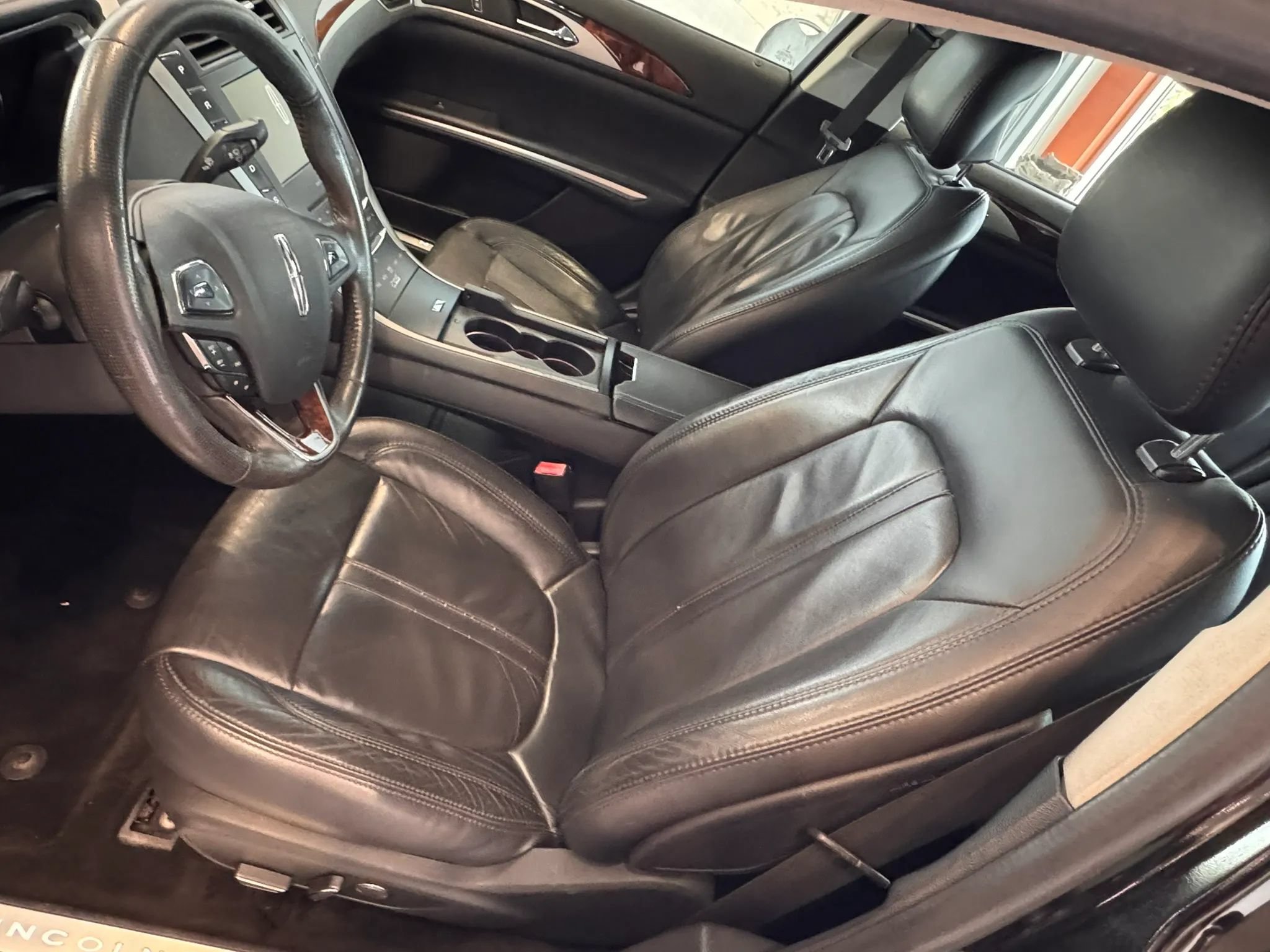 Used 2014 Lincoln MKZ w/ Equipment Group 101A Select FWD image 23