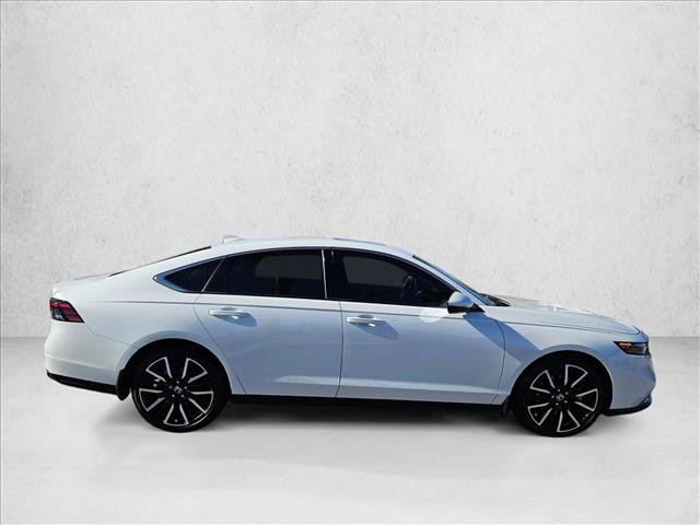 Used 2024 Honda Accord Touring image 7