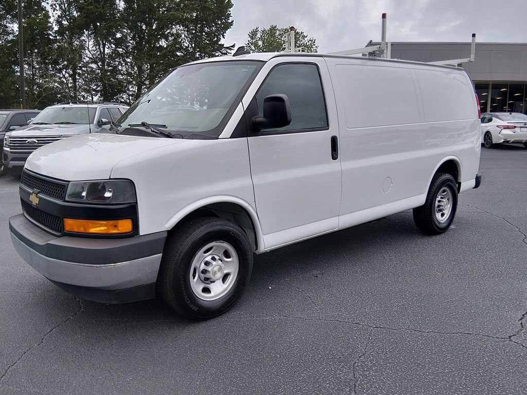 Used 2022 Chevrolet Express 2500 w/ Driver Convenience Package RWD image 8