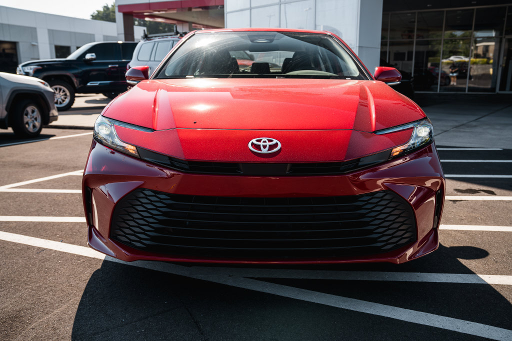 New 2026 Toyota Camry LE FWD image 2