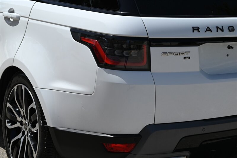 Used 2020 Land Rover Range Rover Sport SE AWD/4WD image 10