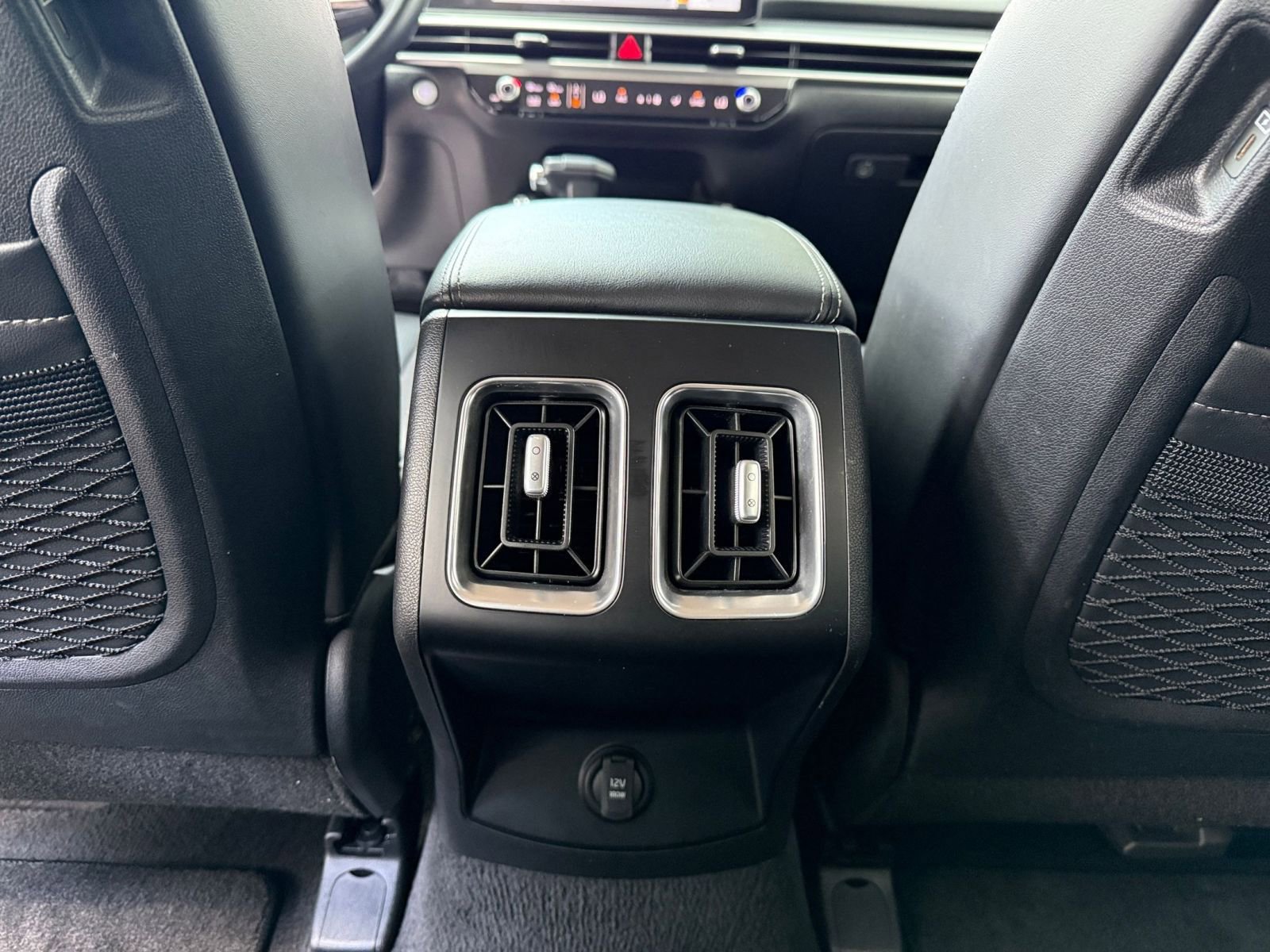 Used 2024 Kia Sorento S FWD image 22