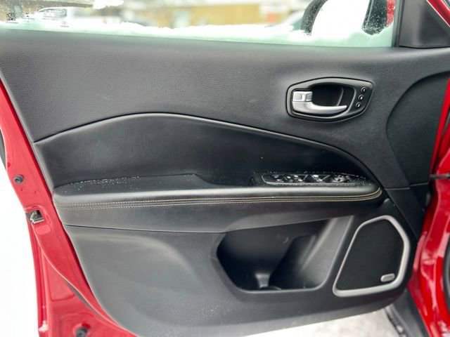 Used 2020 Jeep Compass Limited w/ Advanced Safety Group image 12