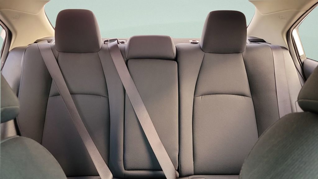 Used 2021 Toyota Corolla LE image 13