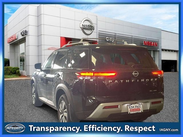 Certified 2024 Nissan Pathfinder SL image 8