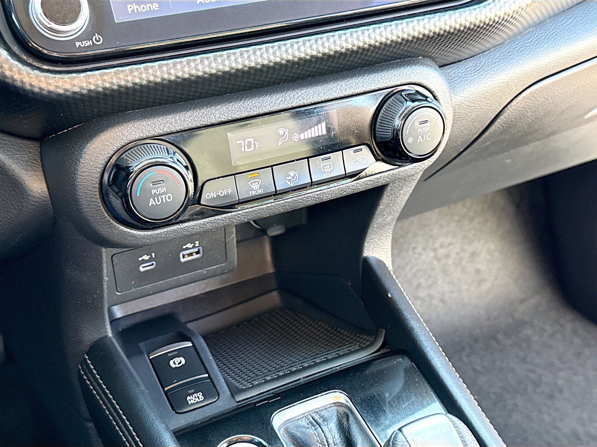 Used 2022 Nissan Kicks SV image 12