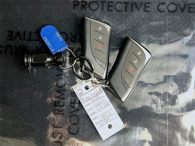 Used 2020 Lexus UX 250h image 32