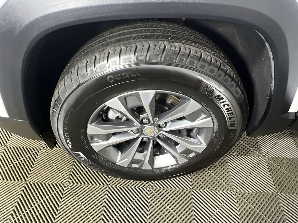 Certified 2025 Chevrolet Equinox LT image 33