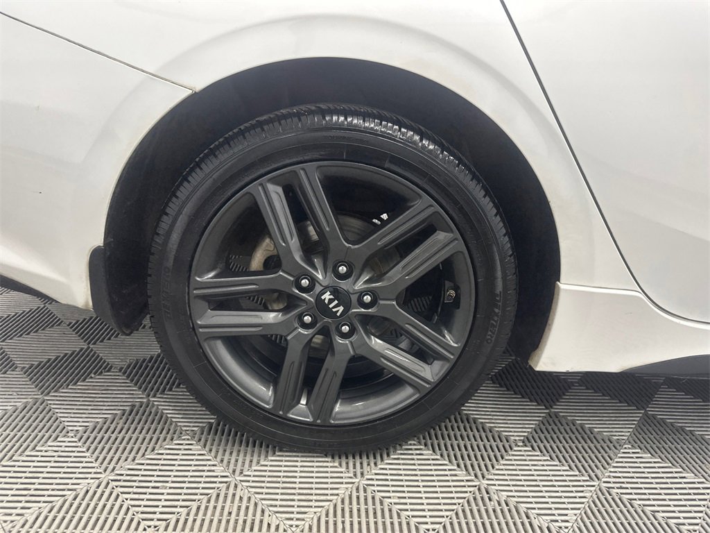 Used 2021 Kia Forte GT-Line image 18