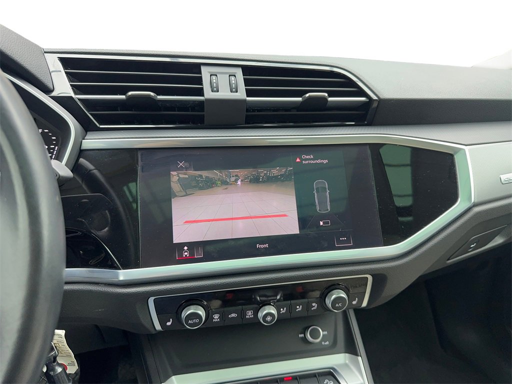 Used 2022 Audi Q3 2.0T Premium Plus image 25