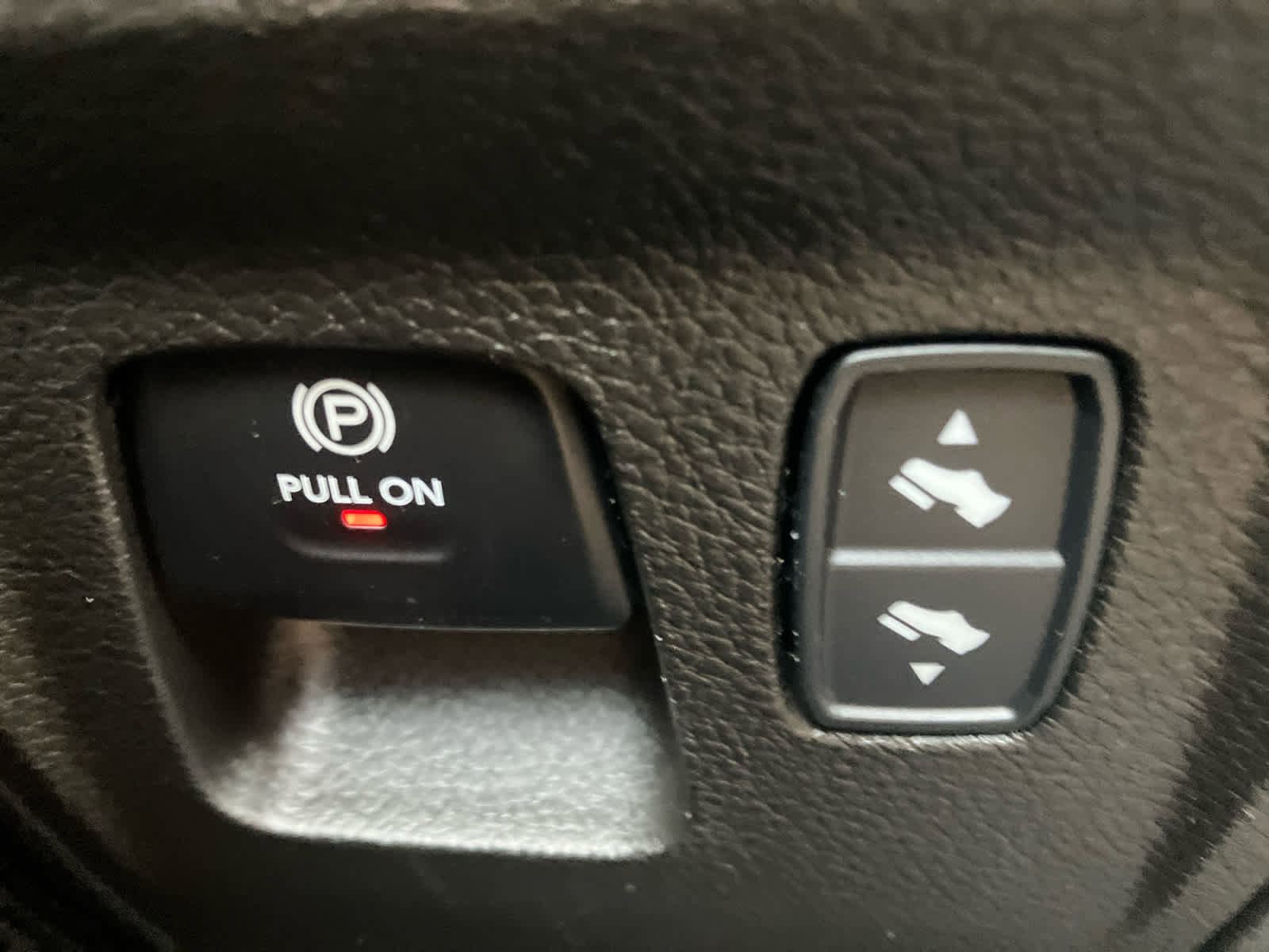 Used 2022 RAM 1500 Limited AWD/4WD image 15