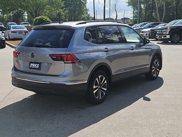 Used 2024 Volkswagen Tiguan S image 5
