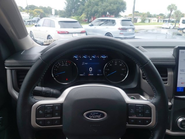 Used 2022 Ford Expedition XLT AWD/4WD image 28
