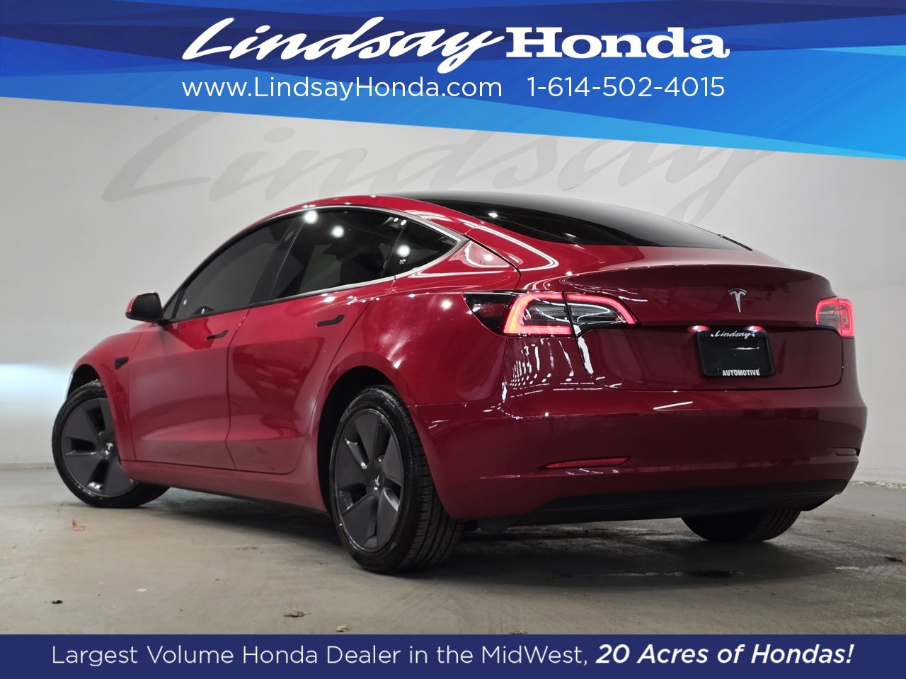 Used 2023 Tesla Model 3 Standard Range image 4