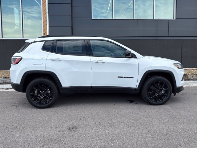 New 2026 Jeep Compass Latitude AWD/4WD image 2