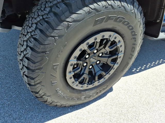 Certified 2025 Ford Bronco Raptor w/ Interior Carbon Fiber Pack AWD/4WD image 21