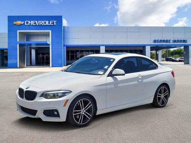 Used 2020 BMW 230i Coupe w/ M Sport Package RWD image 2