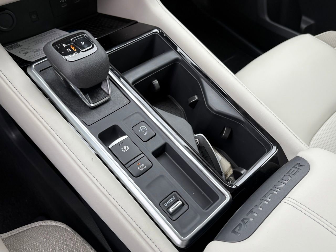 New 2026 Nissan Pathfinder SL image 15