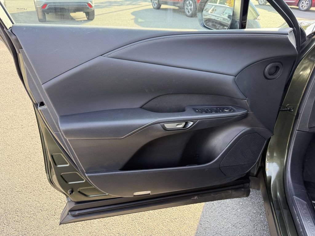 Used 2025 Lexus RX 350 Premium w/ Accessory Package AWD/4WD image 13