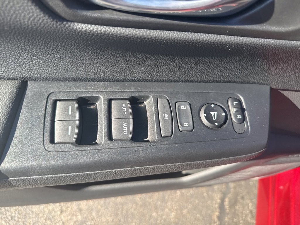 Certified 2025 Honda CR-V EX image 22