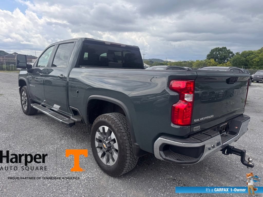 Used 2025 Chevrolet Silverado 2500 LT AWD/4WD image 3