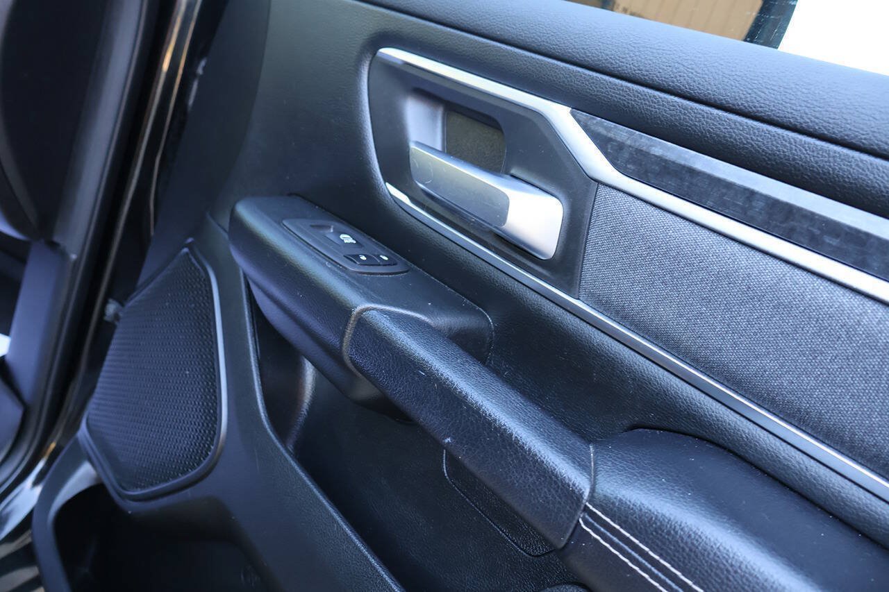 Used 2019 RAM 1500 Big Horn AWD/4WD image 19