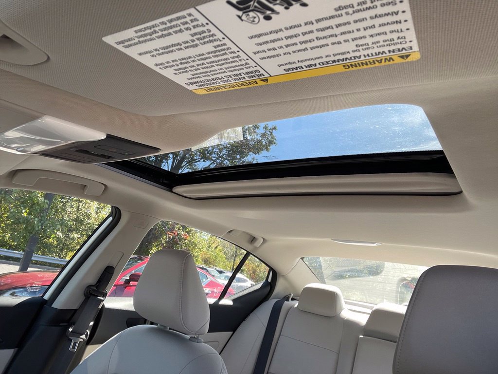 Certified 2024 Nissan Altima 2.5 SV w/ SV Premium Package AWD/4WD image 26