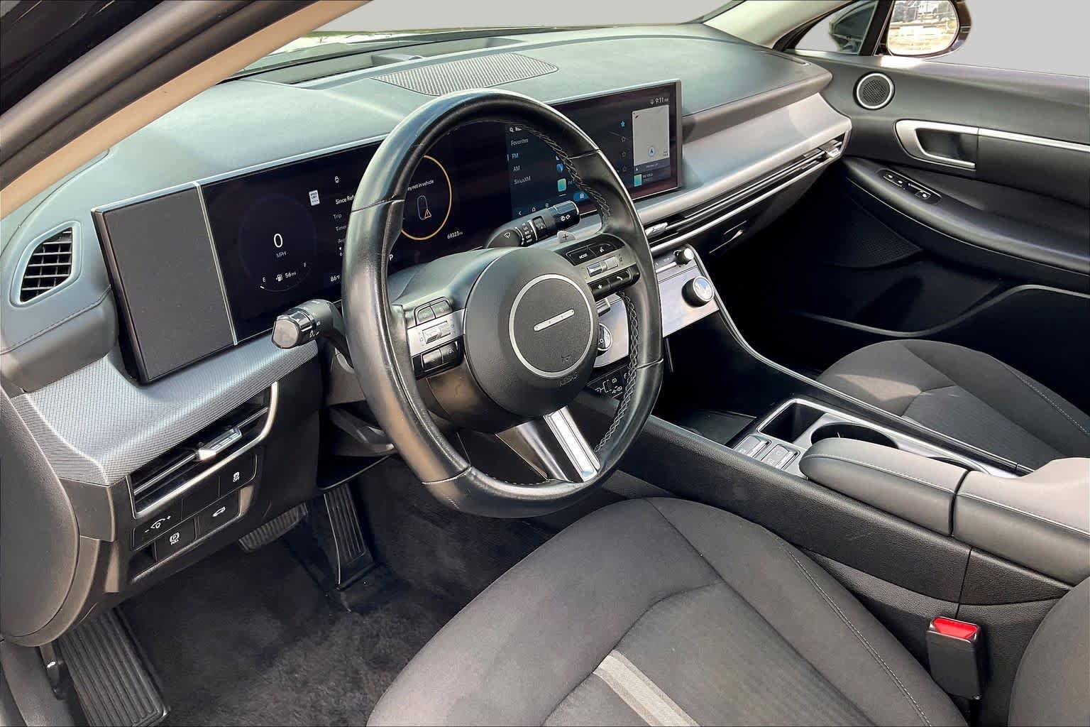 Used 2024 Hyundai Sonata SEL w/ Convenience Package FWD image 18