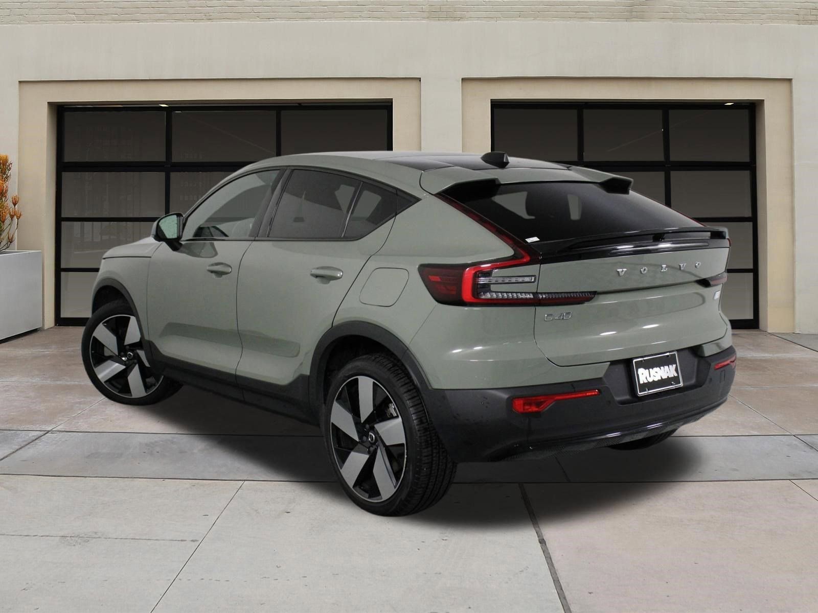 Used 2023 Volvo C40 P8 Recharge Ultimate AWD/4WD image 2