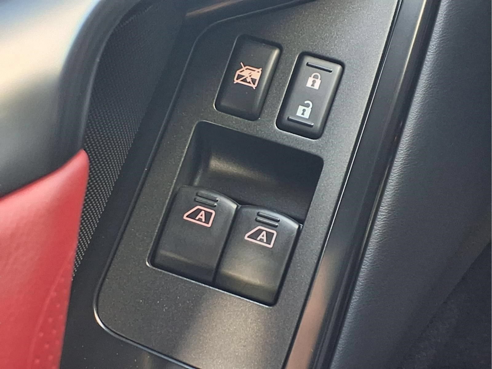 Used 2021 Nissan GT-R NISMO AWD/4WD image 27
